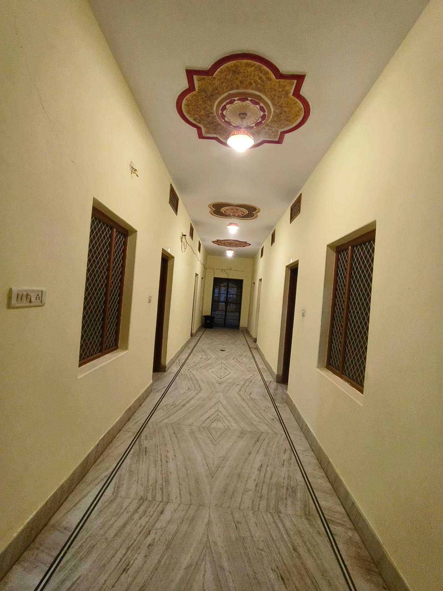 Hotel Navodaya ไจซัลเมอร์ ภายนอก รูปภาพ